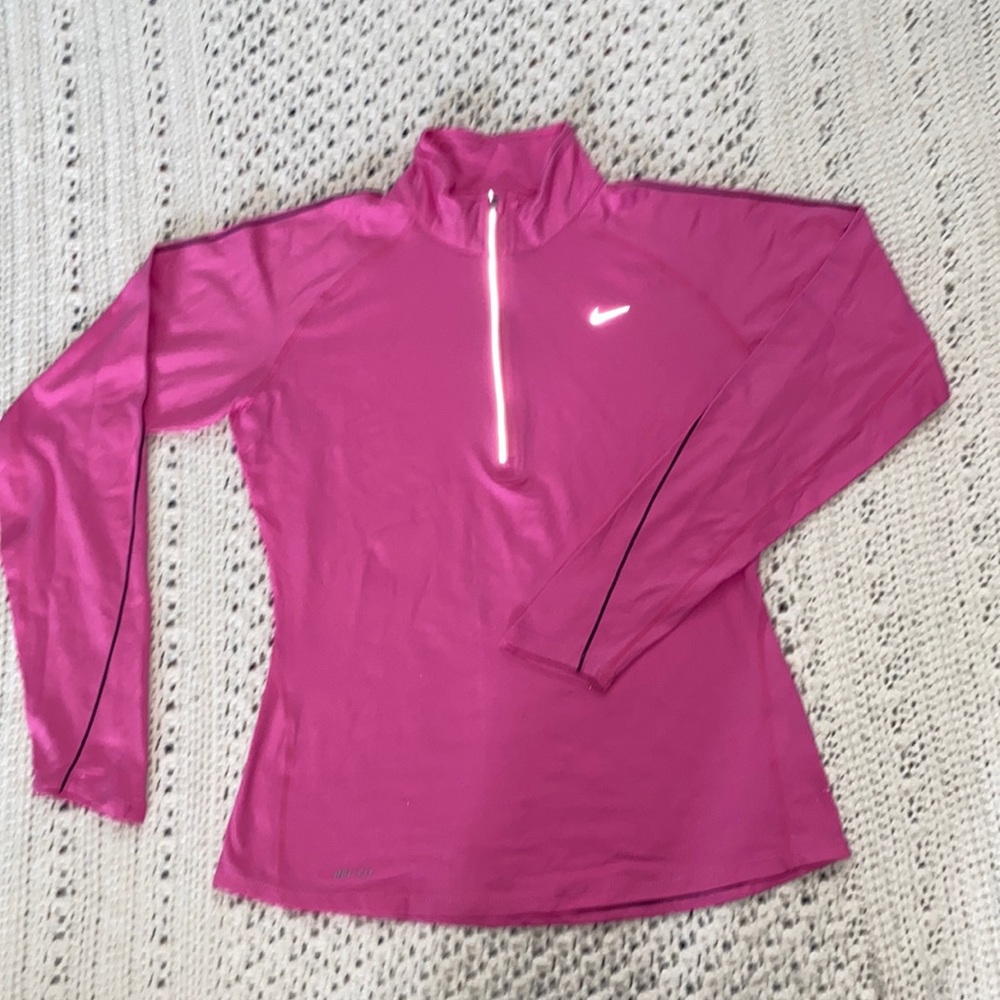 Nike Dri-fit 1/2 zip pullover EUC Sz M pink